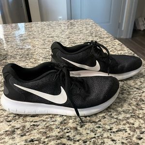 Nike Free RN Running Shoes, Women’s size 8